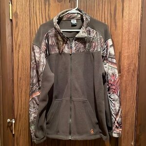Realtree Brown Lightweight Shirt Jacket with Camouflage Design